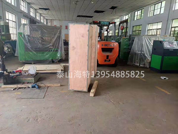 東風(fēng)4B東風(fēng)8B機(jī)務(wù)段火車頭內(nèi)燃機(jī)油泵試驗臺，成功發(fā)貨